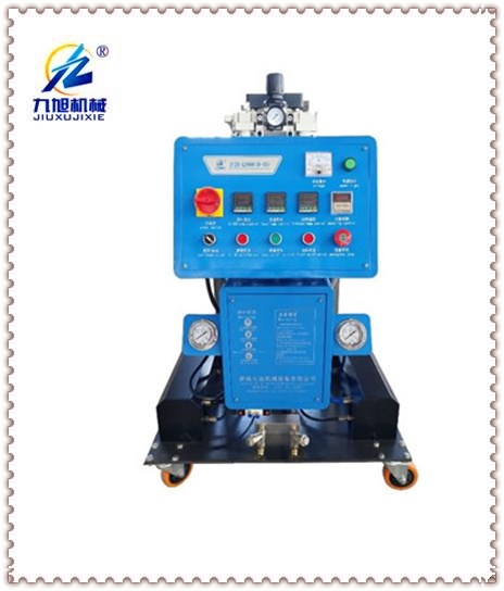 聚氨酯發泡設備JNJX-Q2600(D-15)型